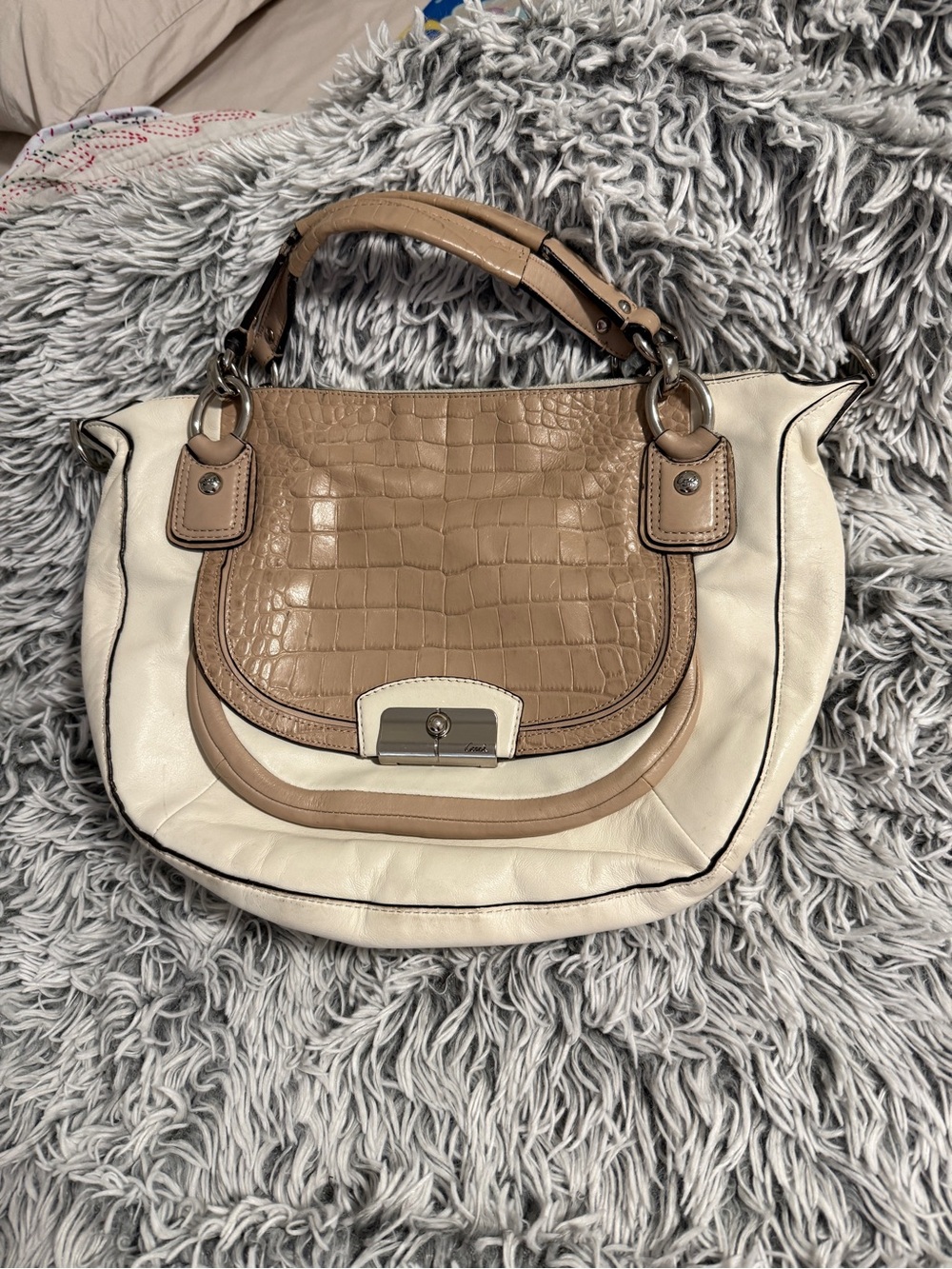 Beige and Cream Croc-Texture Women's Shoulder Bag